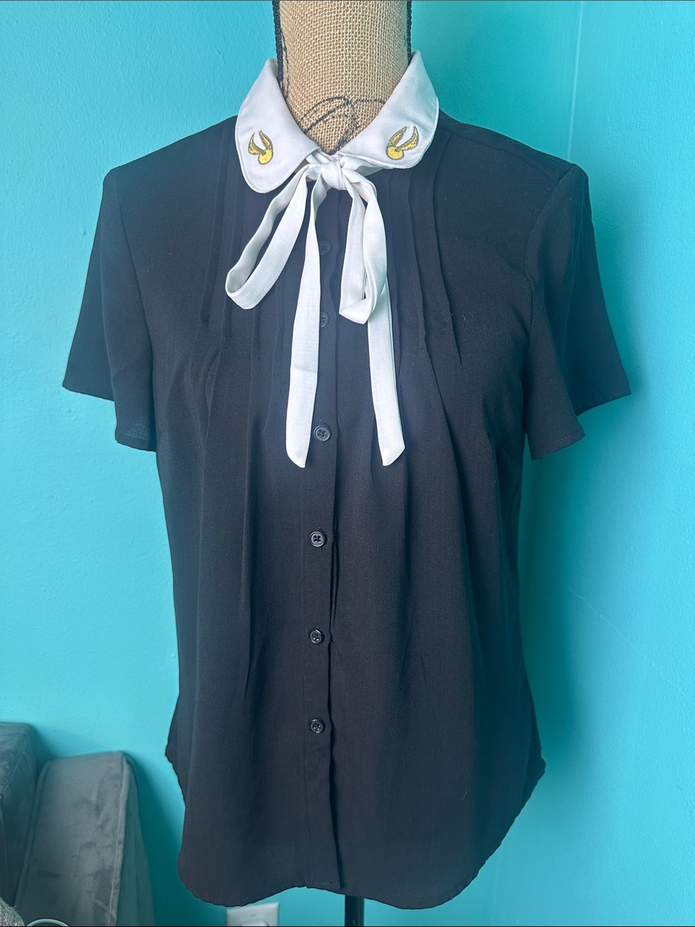 Box Lunch x Harry Potter Collar Bow Button Down Blouse Top M